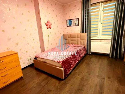 квартира по адресу Академика Глушкова просп., 9-Д