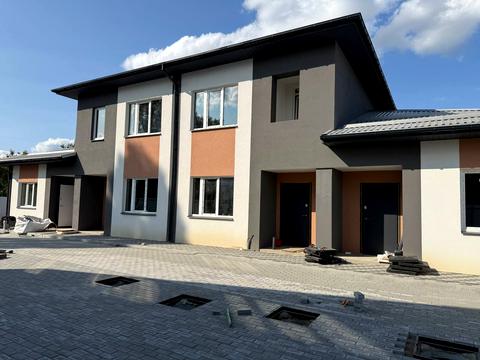 будинок за адресою Молодіжна вул.