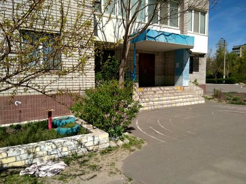 комерційна за адресою М.Жукова, 7б