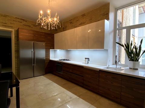 квартира по адресу Круглоуниверситетская ул., 7