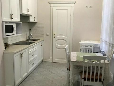 квартира по адресу Драгоманова ул., 16