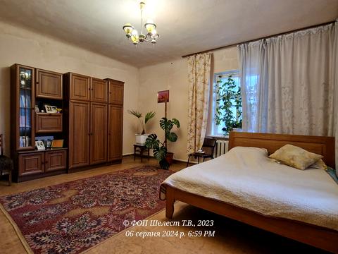 будинок за адресою Червона