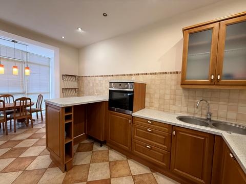 квартира за адресою Кирилівська вул. (Фрунзе), 14/18