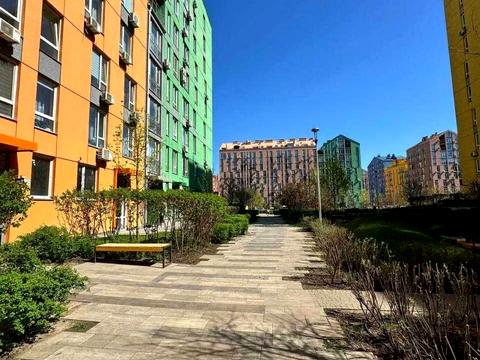 коммерческая по адресу Соборности просп. (Воззʼєднання), 17