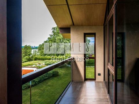 будинок за адресою 126-та Садова вул.