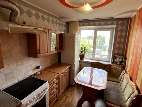 квартира за адресою Космонавтів просп., 69