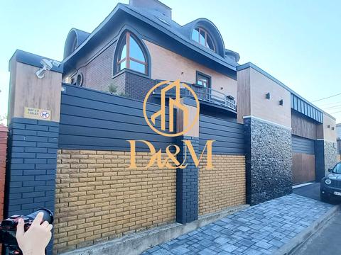 будинок за адресою Лугова вул.