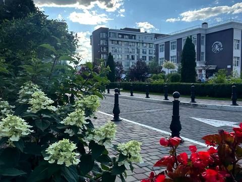 комерційна за адресою Михайла Максимовича вул. (Онуфрія Трутенка), 26-Б