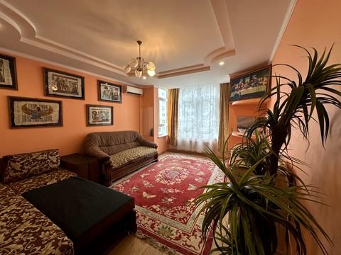 квартира за адресою Мазепи вул., 1
