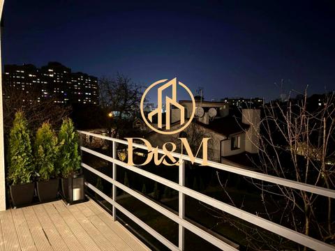 будинок за адресою Листопадна вул.