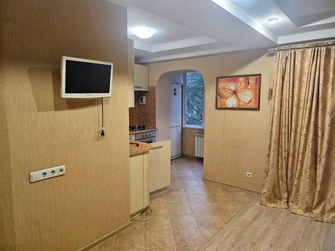 квартира за адресою Героїв полку "Азов" вул. (Маршала Малиновського), 36