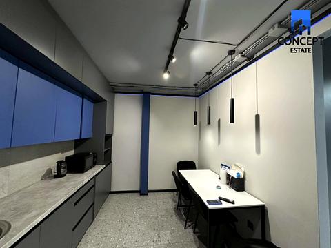 коммерческая по адресу Героев Крут ул. (Фурманова), 12