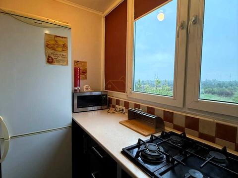 квартира за адресою Крайна вул., 1В