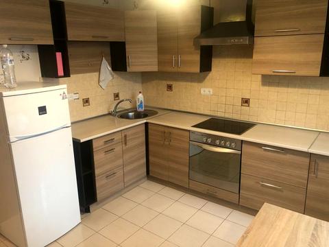 квартира за адресою проспект Академіка Глушкова, 9в