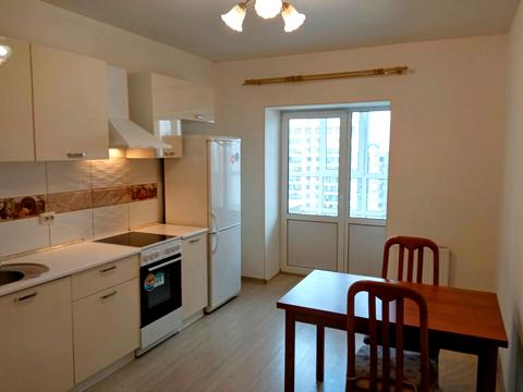 квартира за адресою Патріарха Мстислава Скрипника вул., 48-А