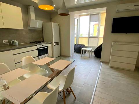 квартира за адресою Троїцька, 75