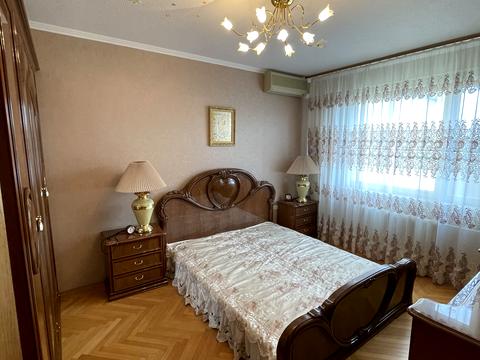 квартира по адресу Ивана Пулюя ул., 1