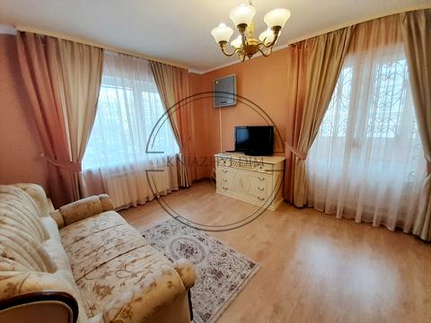 квартира за адресою Прирічна вул., 1