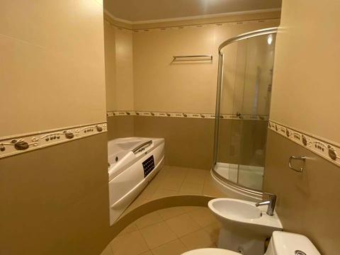 квартира за адресою Дніпровська набережна вул., 1-А