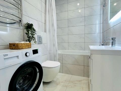 квартира за адресою Яблунева вул., (вул. Радісна, 4)