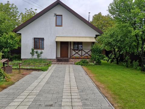 будинок за адресою Надійна вул., 3
