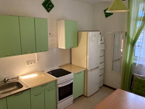 квартира за адресою Сім'ї Кульженків вул. (Петра Дегтяренка), 33