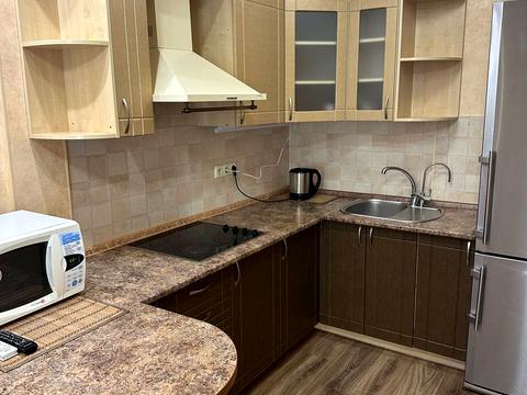 квартира за адресою Регенераторна вул., 4 к1-2