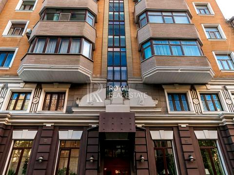 квартира за адресою Кропивницького вул., 8