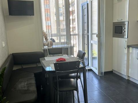 квартира за адресою Роксоляни вул., 43б
