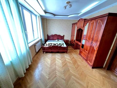 квартира за адресою Митрополита Андрея Шептицького вул. (Анатолія Луначарського), 10