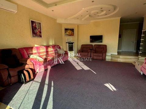 будинок за адресою Центральна вул.