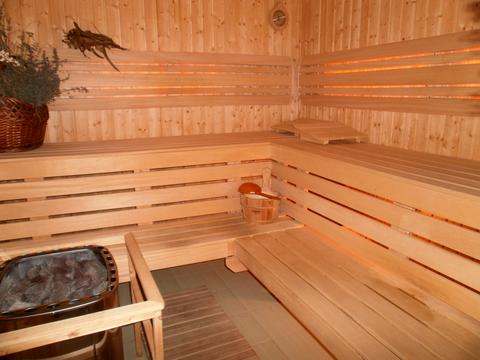 будинок за адресою Метрологічна вул., 10