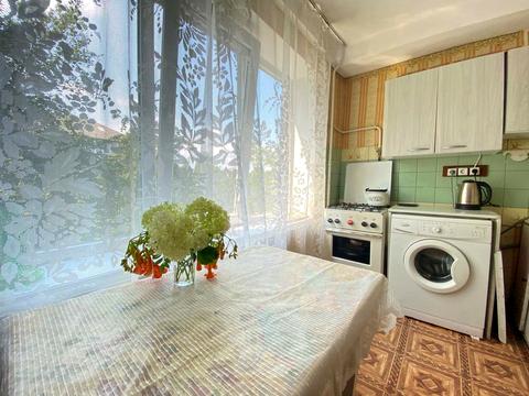 квартира за адресою Київ, Леоніда Каденюка просп. (Юрія Гагаріна), 13-А