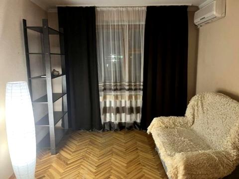 квартира за адресою Довженка, 14