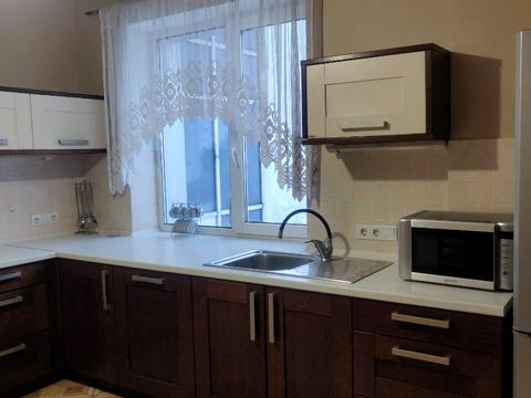 квартира за адресою Дніпровська набережна вул., 1