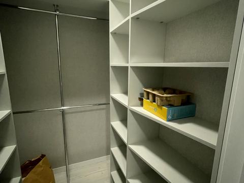 квартира за адресою Набережно-Рибальська вул., 27