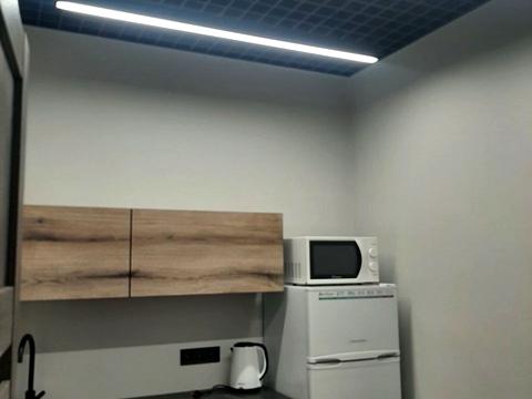 комерційна за адресою Дмитра Яворницького просп. (Карла Маркса), 72-Б