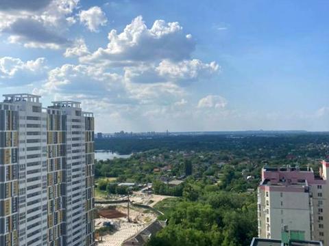 квартира за адресою Андрія Аболмасова вул. (Панельна), 4