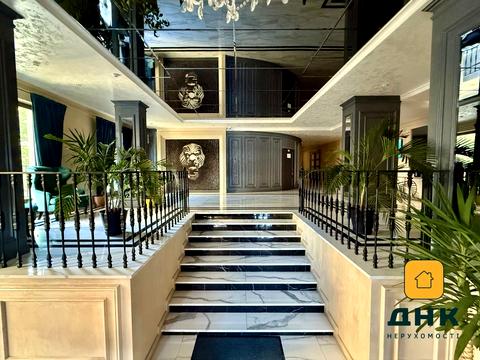 квартира за адресою Андрія Гулого-Гуленка вул. (Віце-адмірала Азарова), 8а