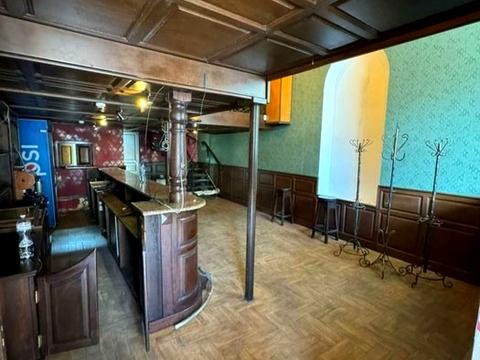 комерційна за адресою Підвалля вул., 11