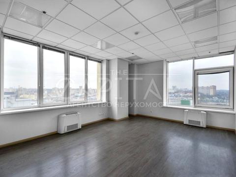 комерційна за адресою Антоновича вул. (Горького), 120