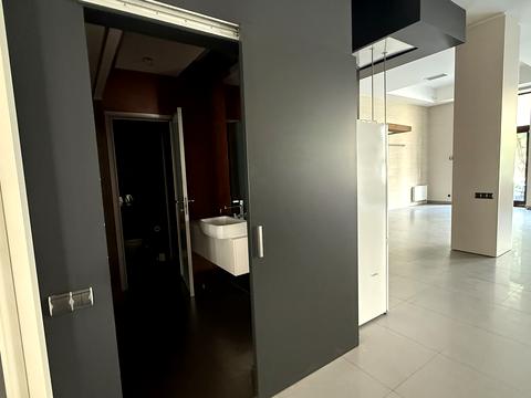 коммерческая по адресу Золотоворотская ул., 13