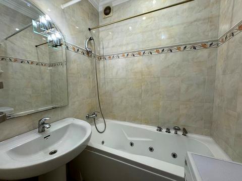 квартира за адресою Ділова вул. (Димитрова), 6