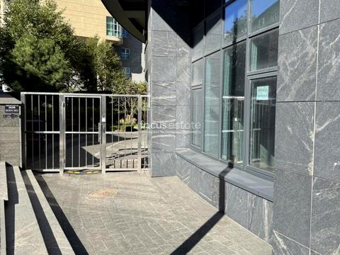 комерційна за адресою Правобережна вул., 2/14