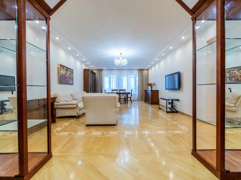 квартира за адресою Андрія Верхогляда вул. (Михайла Драгомирова), 4