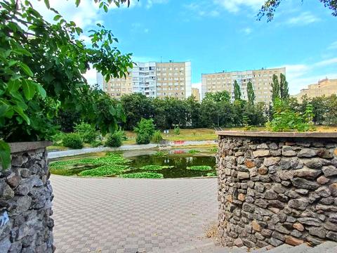 кімната за адресою Європейського Союзу просп. (Правди), 98