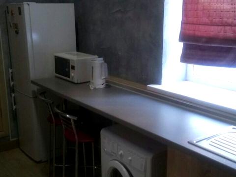 комерційна за адресою Руставелі вул., 31