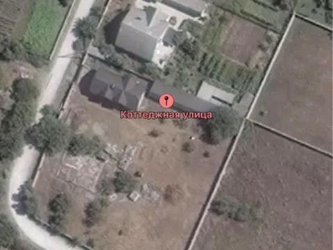 будинок за адресою Котеджна