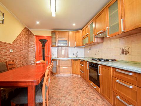 квартира за адресою Корольова, 7