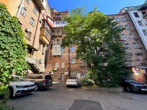 квартира за адресою Саксаганського вул., 63/28